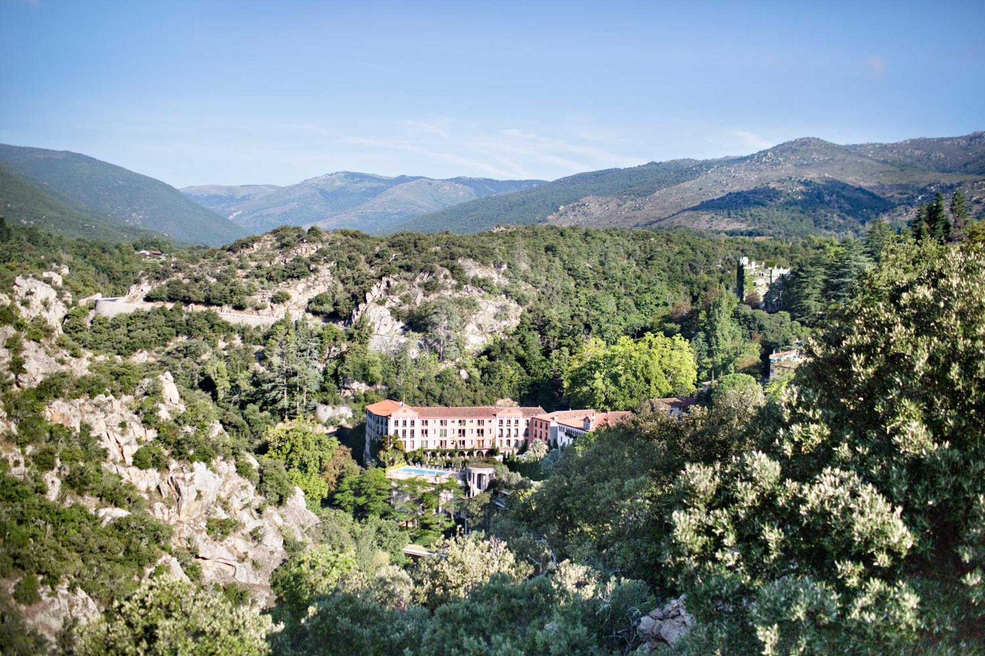 Le Grand Hotel Moltig les Bains Exterior foto