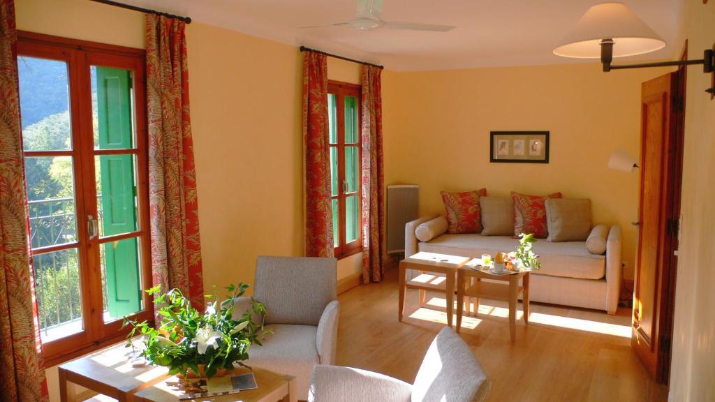 Le Grand Hotel Moltig les Bains Habitación foto